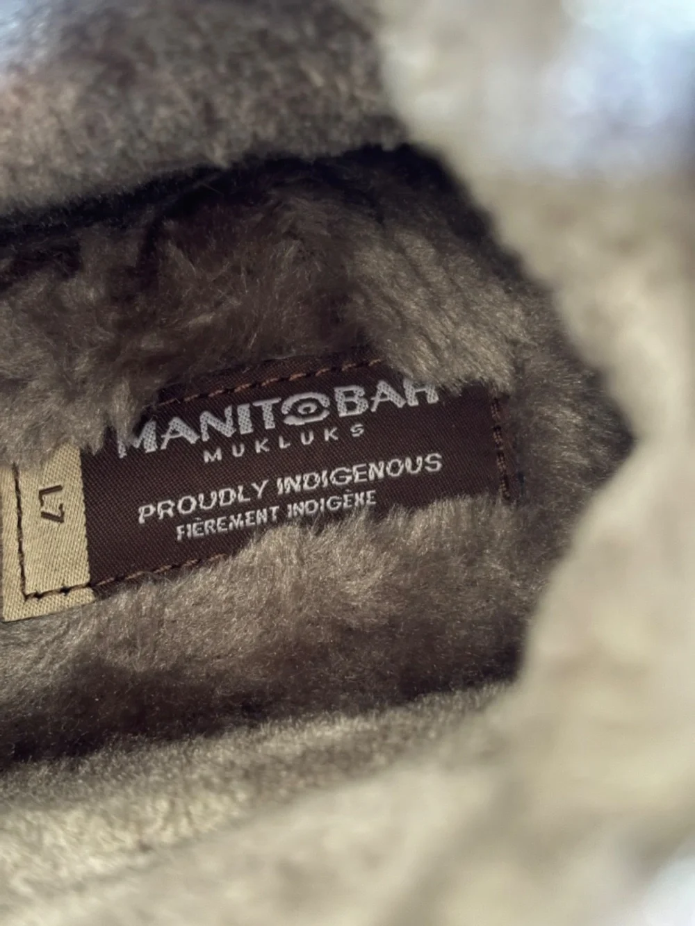 Manitobah Mukluks grey suede